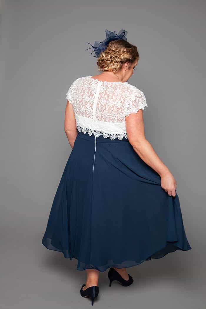 Fleur2.jpg Fleur navy back
