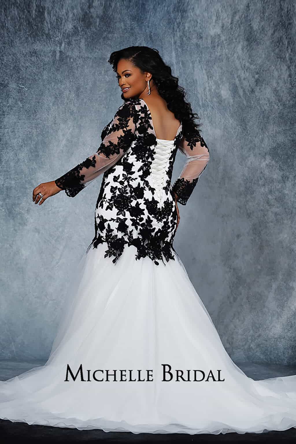 MB2026-mimi plus size fitted wedding dress black