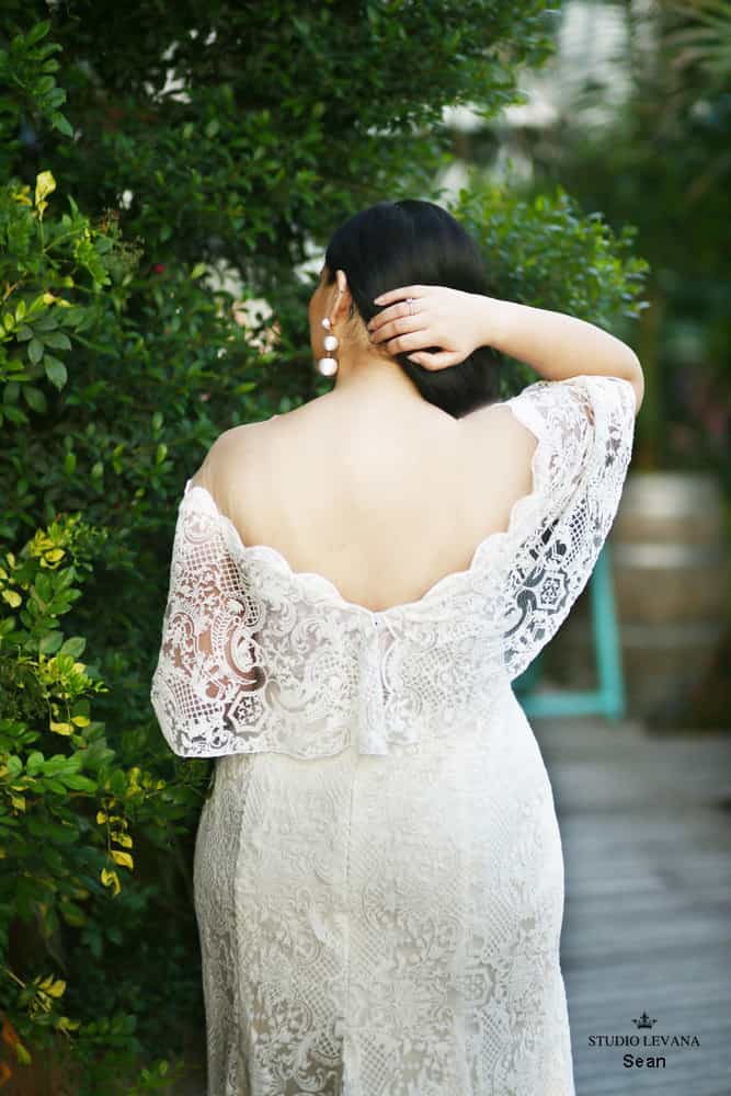 Plus size wedding gown