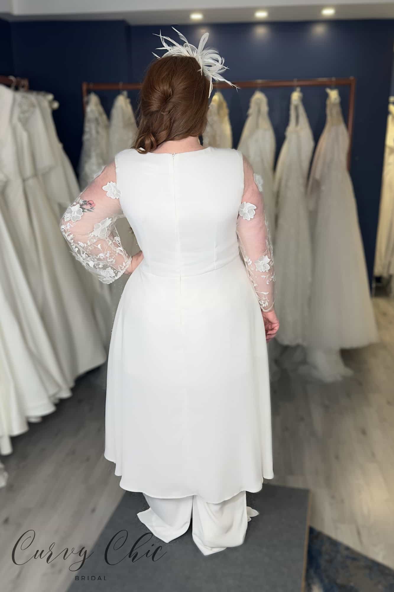 Venice-Ivory-Trouser-Suit-Back