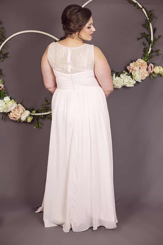 Plus size bridesmaid dress Kiri in blush pink chiffon back