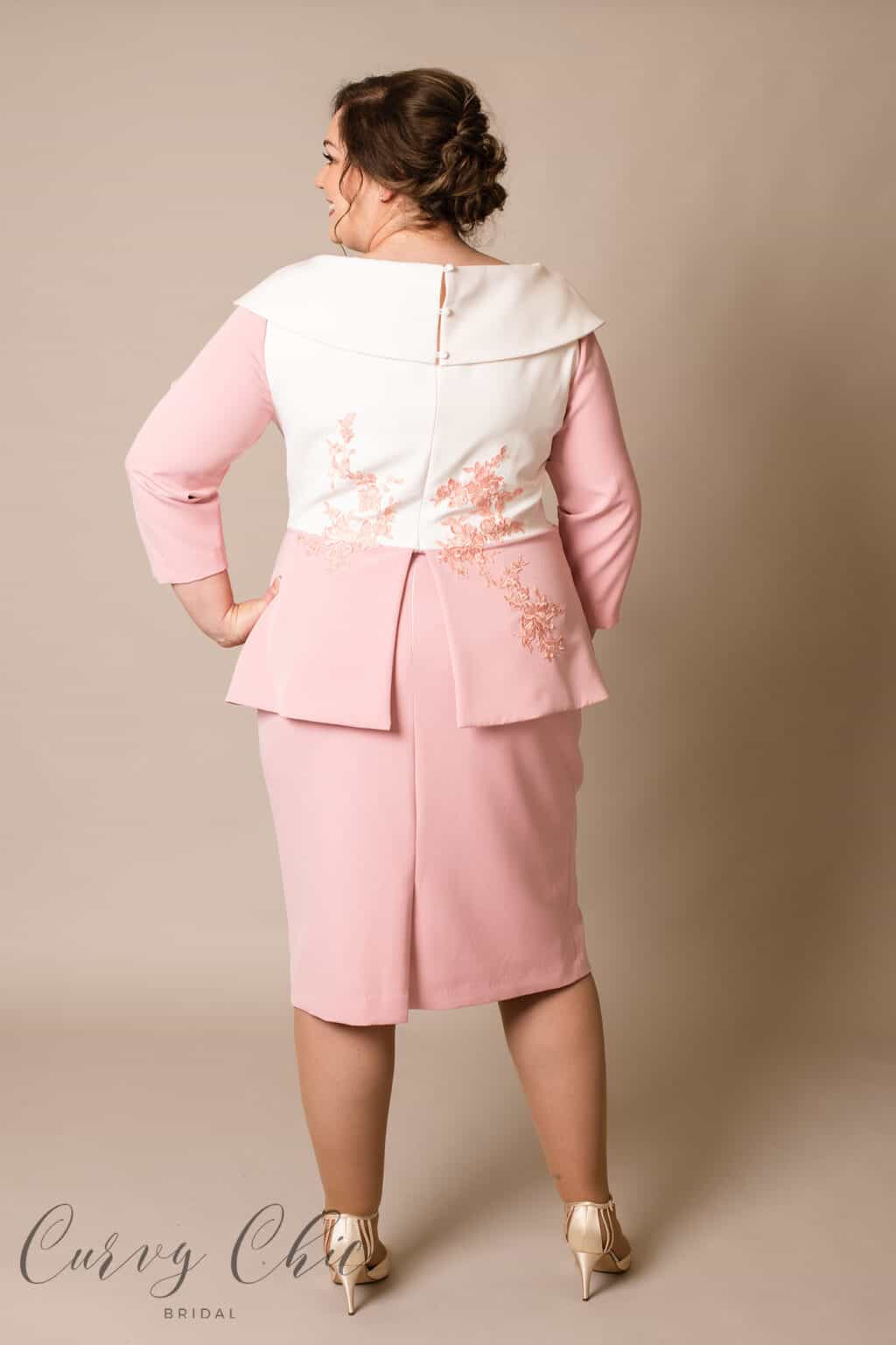 back view of Mother of the bride dress with sleeves by Veromia, blush skirt and ivory bodice, knee length occasion wear back view