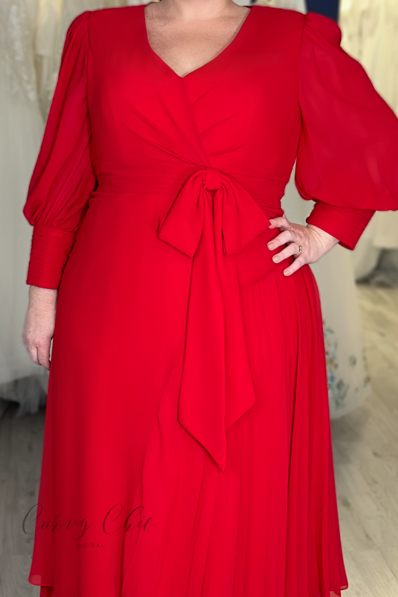 36058-REDRED-22 Red Asymmetric High-Low Dress by Veni Infantino detail close up