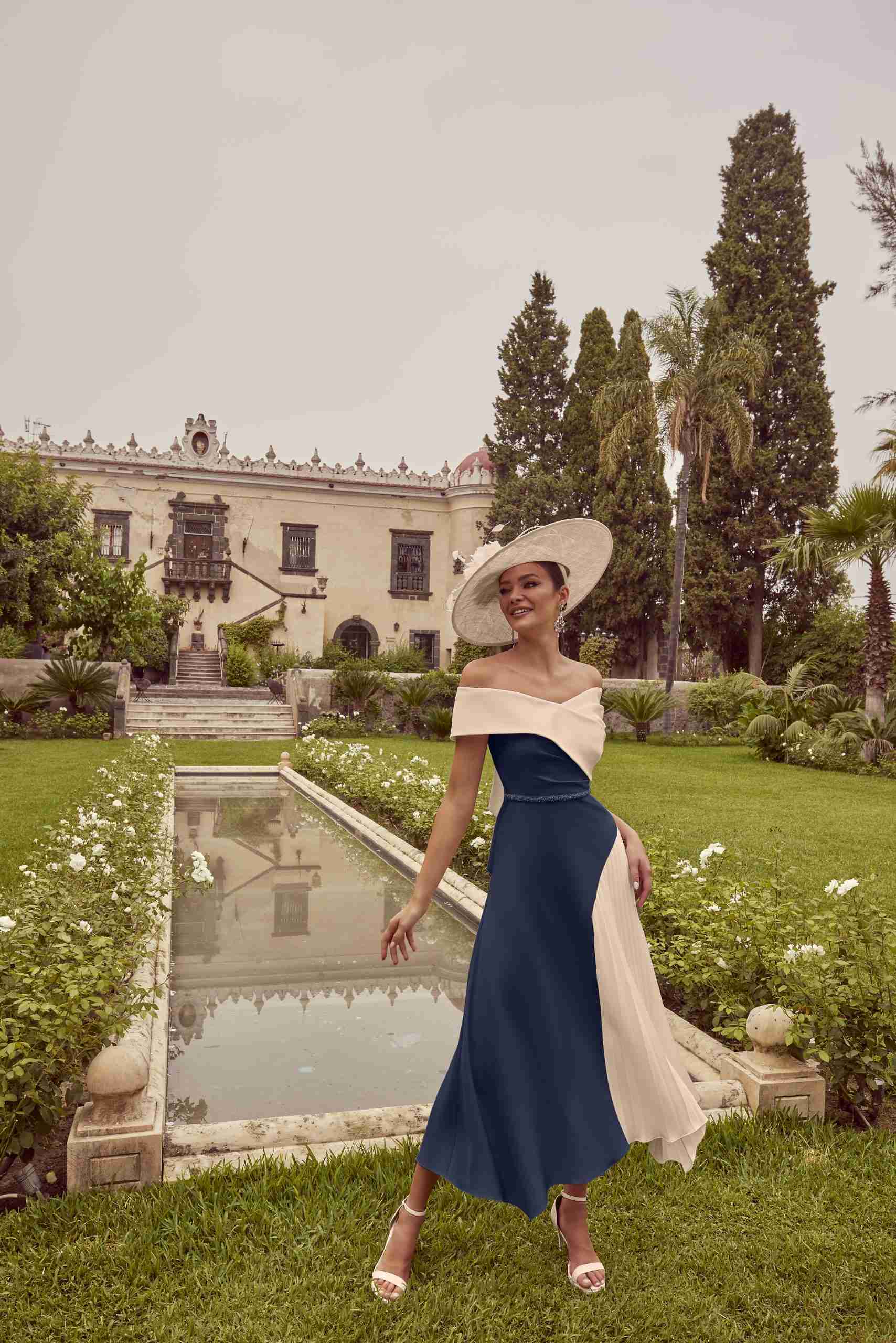 992418_003_NAVY-OLD-GOLD-scaled