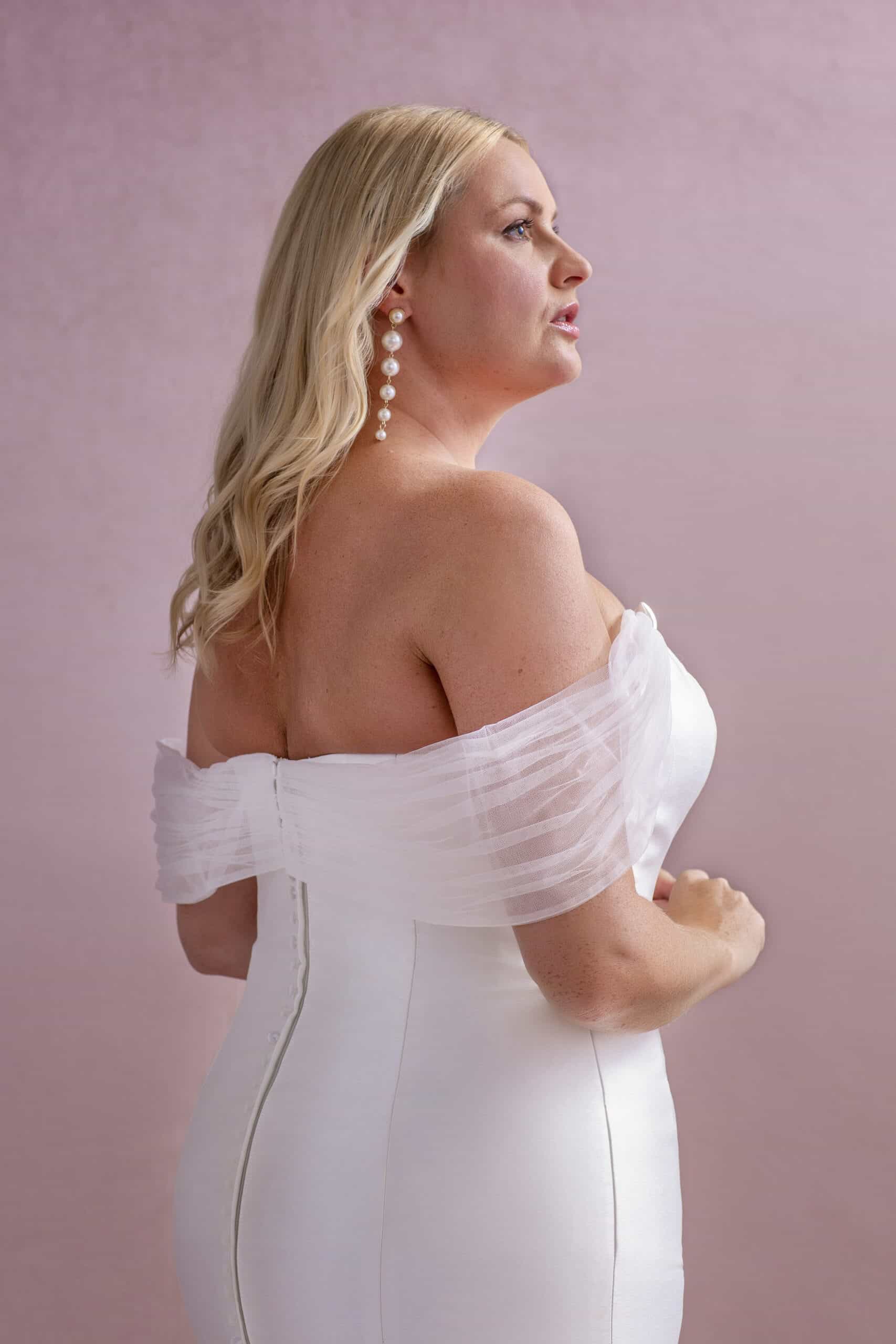 MG204 Alessandra 4 MG204 Alessandra 4