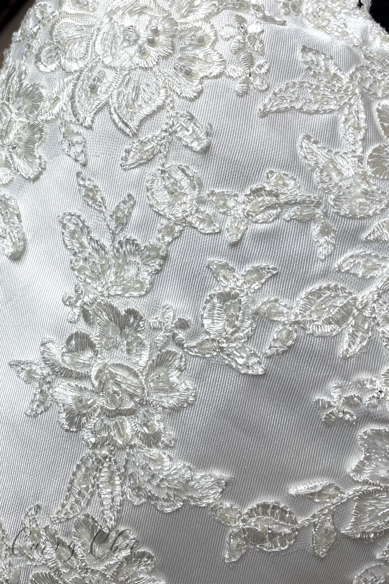 Kate Lace close up KATE wedding dress DETAIL